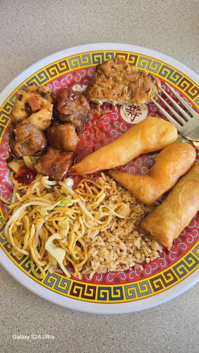 Wong's Mandarin Restaurant Photos 2